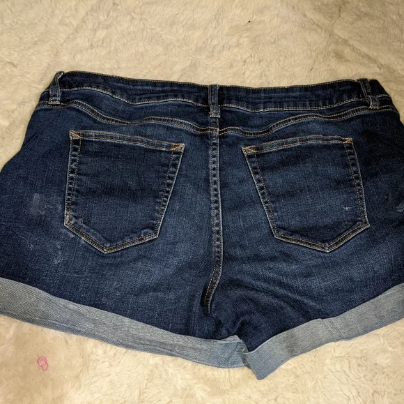 a.n.a shorts - Picture 2 of 2